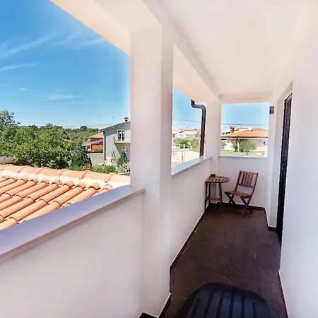 Oliva Strika By Interhome Umag