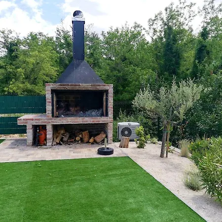 Oliva Strika By Interhome *
